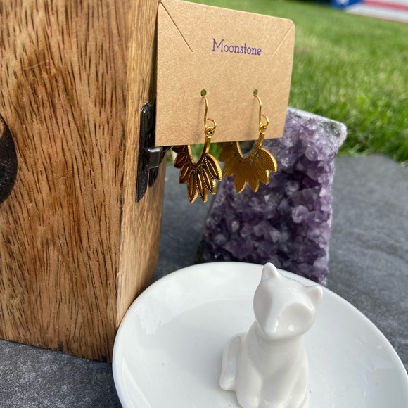 Gold Boho Earrings - Picture 2 of 4